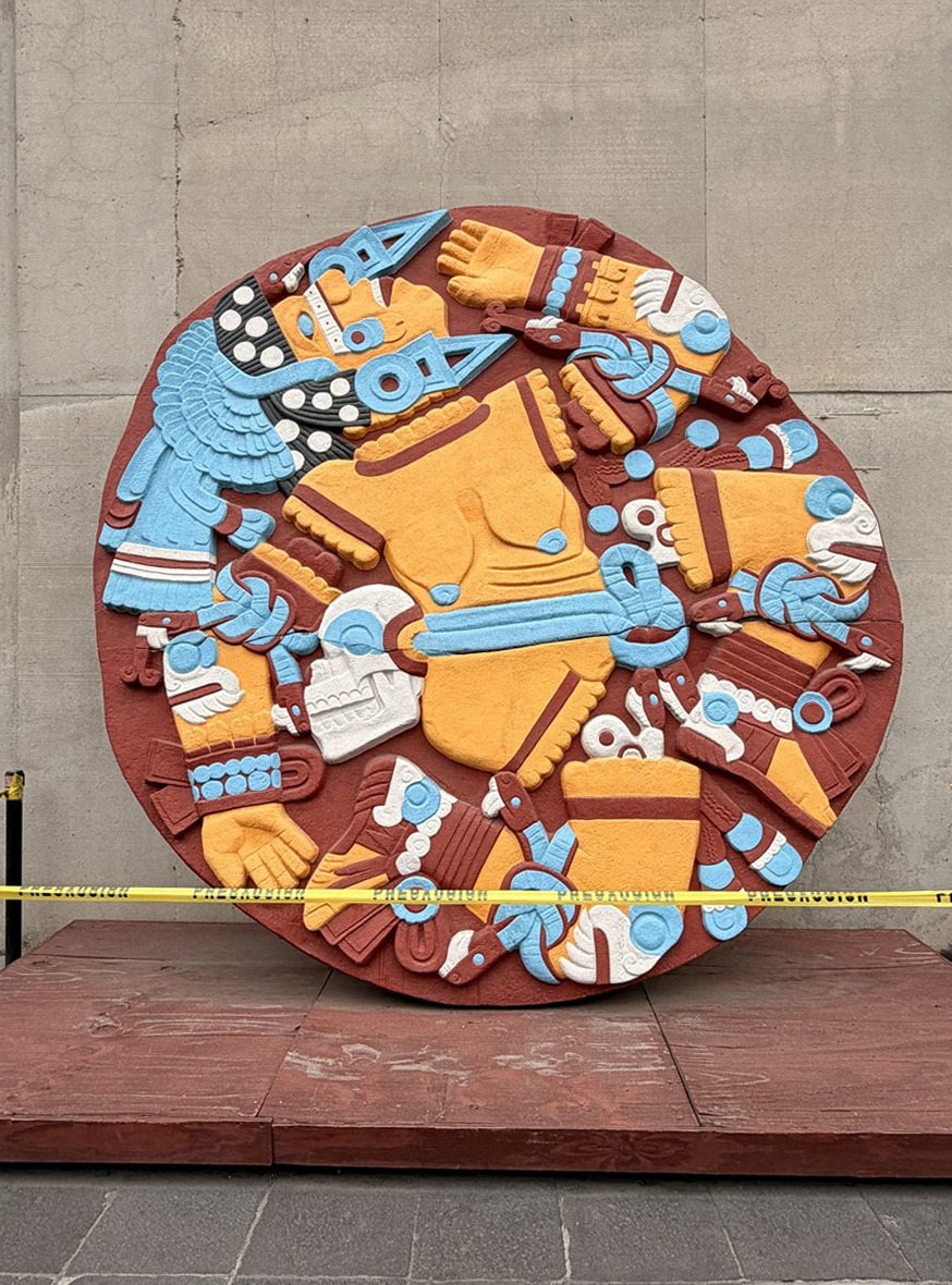 アステカの太陽の石（複製）